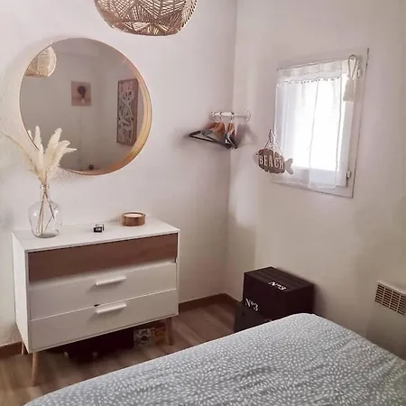 Happy Blue House Apartment *