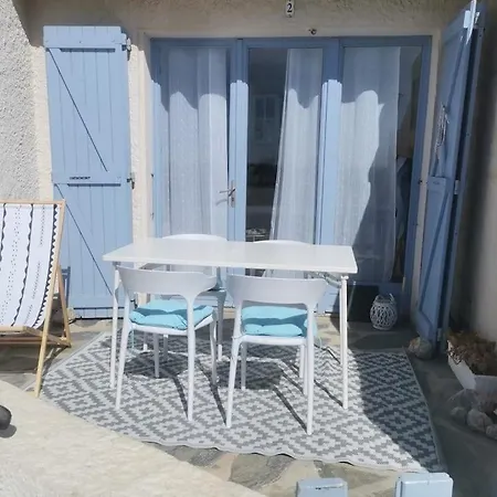 Διαμέρισμα Happy Blue House